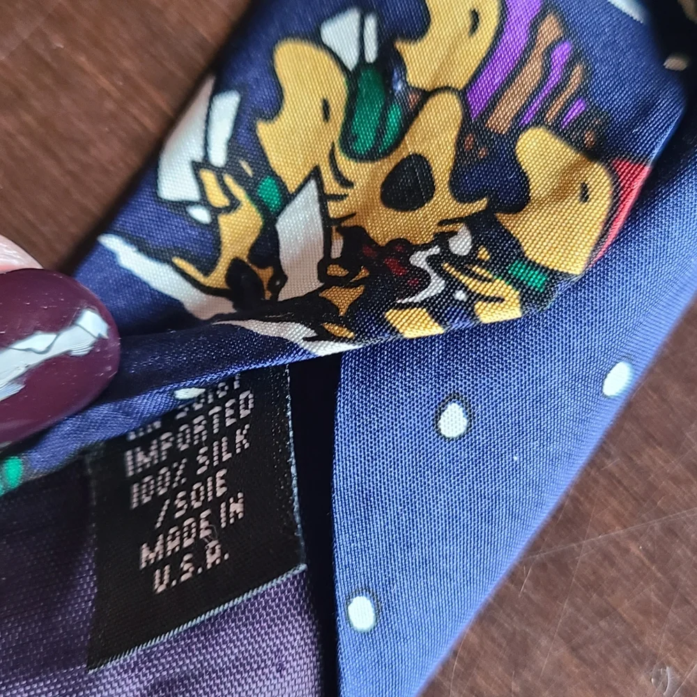 Peanuts Christmas tie